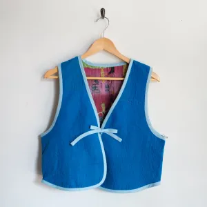 Amelia Vest Blue with White and Red Flower L075