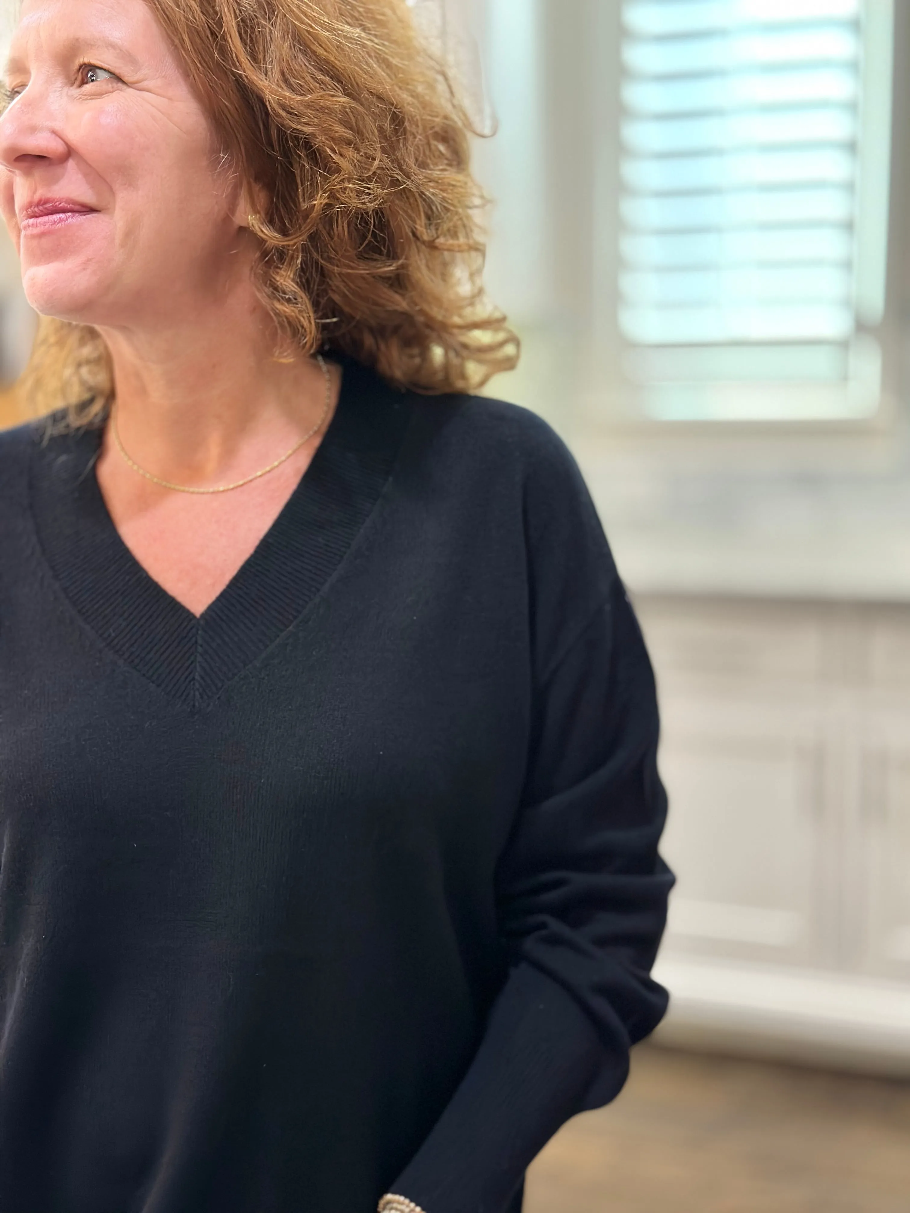 Michael Stars V Neck Cashmere Sweater in Black